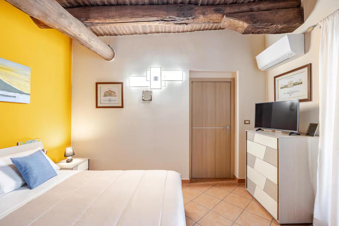 Casa Albertino-In The Heart Of Naples Luaran gambar