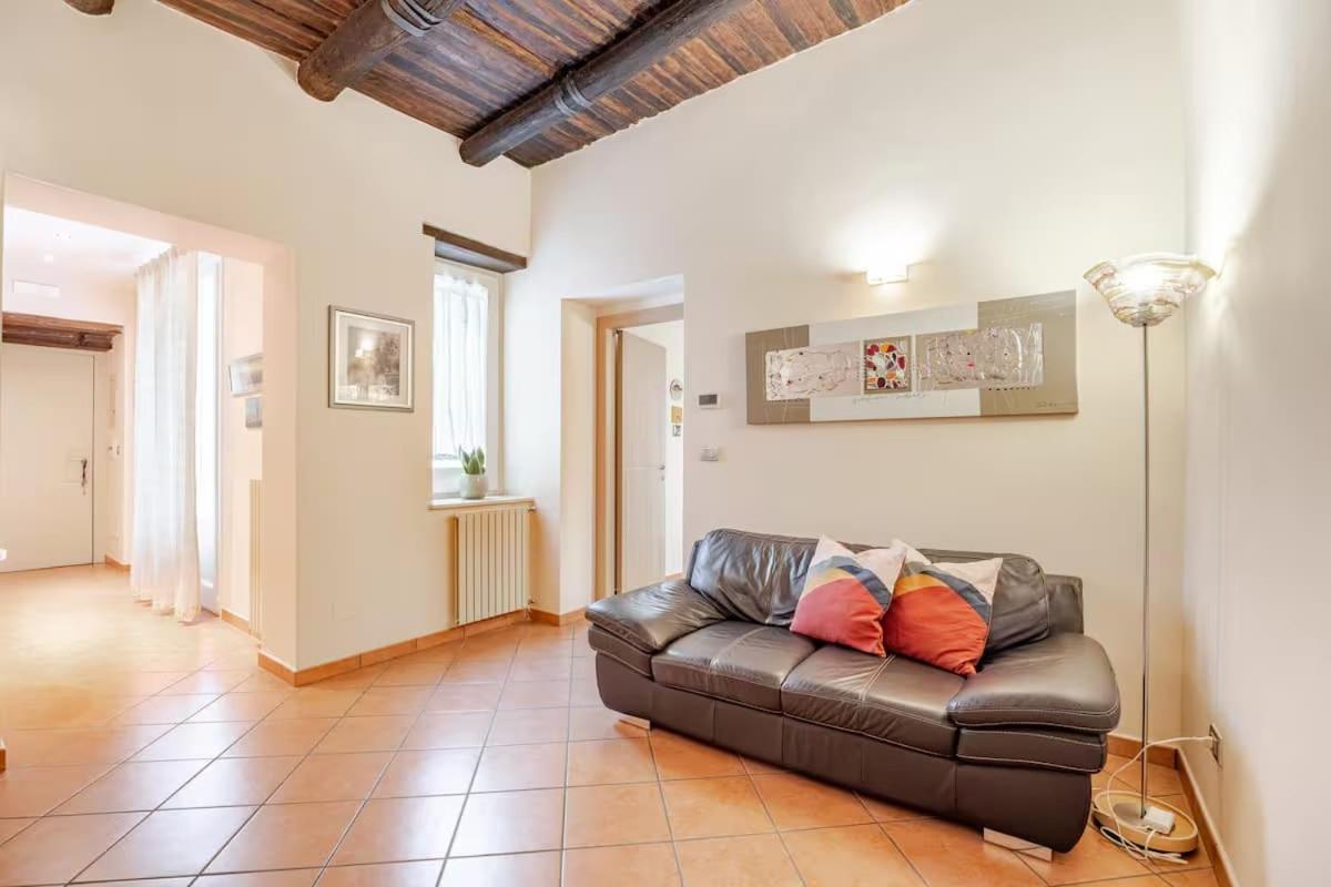 Casa Albertino-In The Heart Of Naples Luaran gambar